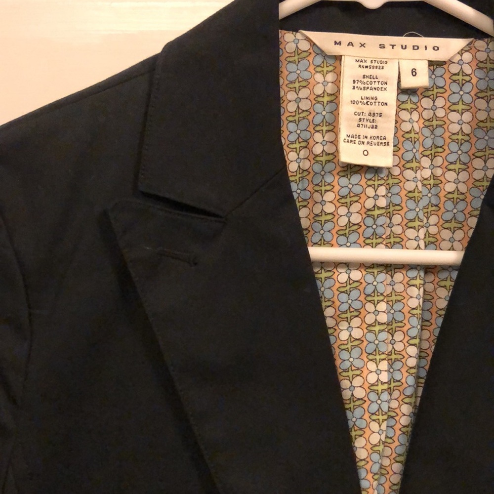 Vintage Max Studio Blazer With Large Button Detail. - Picture 3 of 4